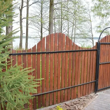 Dom Wakacyjny Bezposrednio Przy Jeziorze Bialym Okuninka Exterior photo